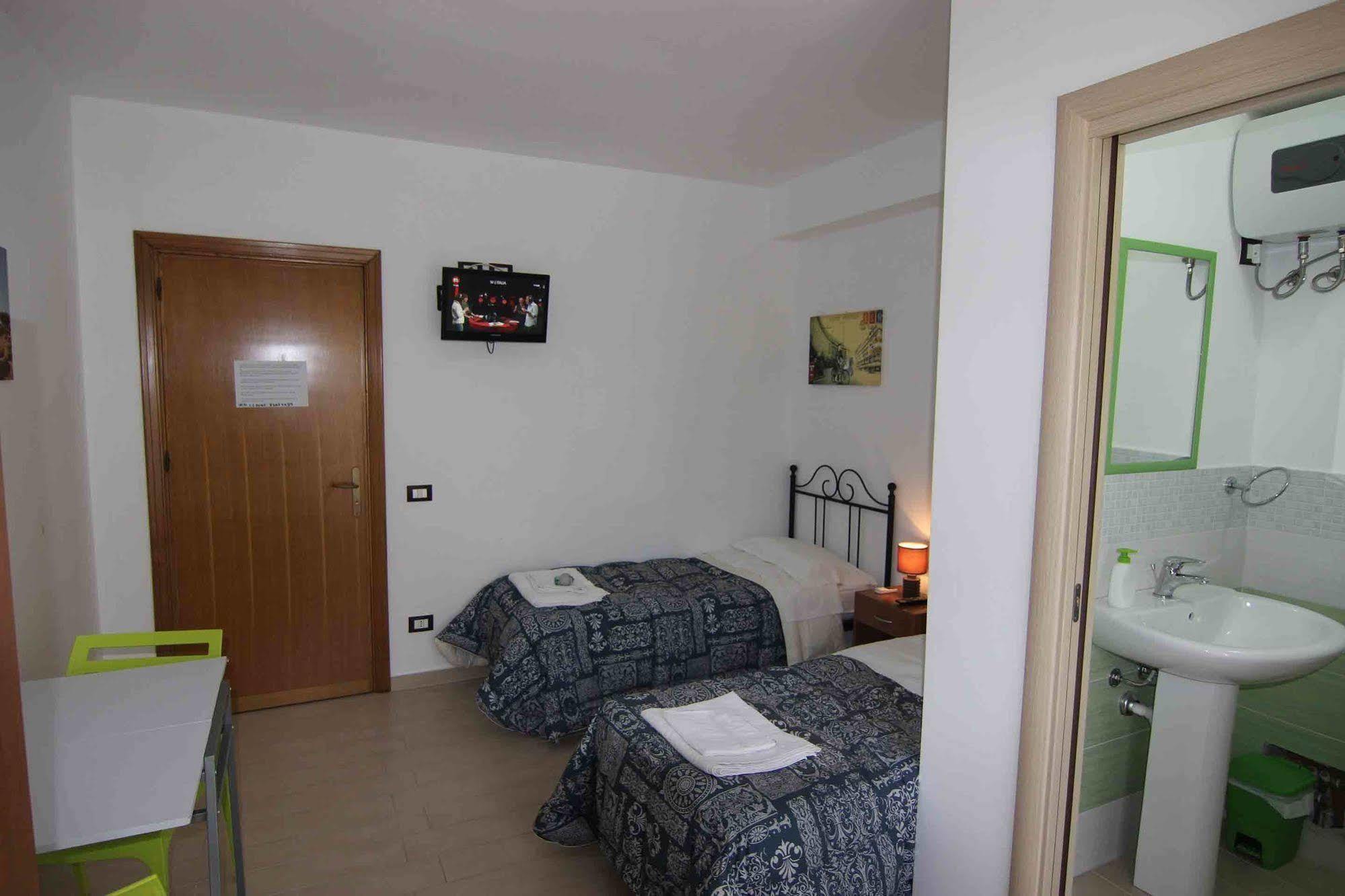 B&B Le Dune Beach San Leone Bagian luar foto